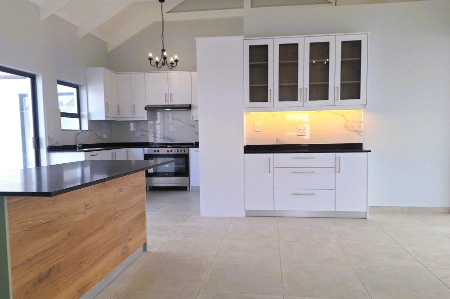 4 Bedroom Property for Sale in Da Gama Bay Western Cape
